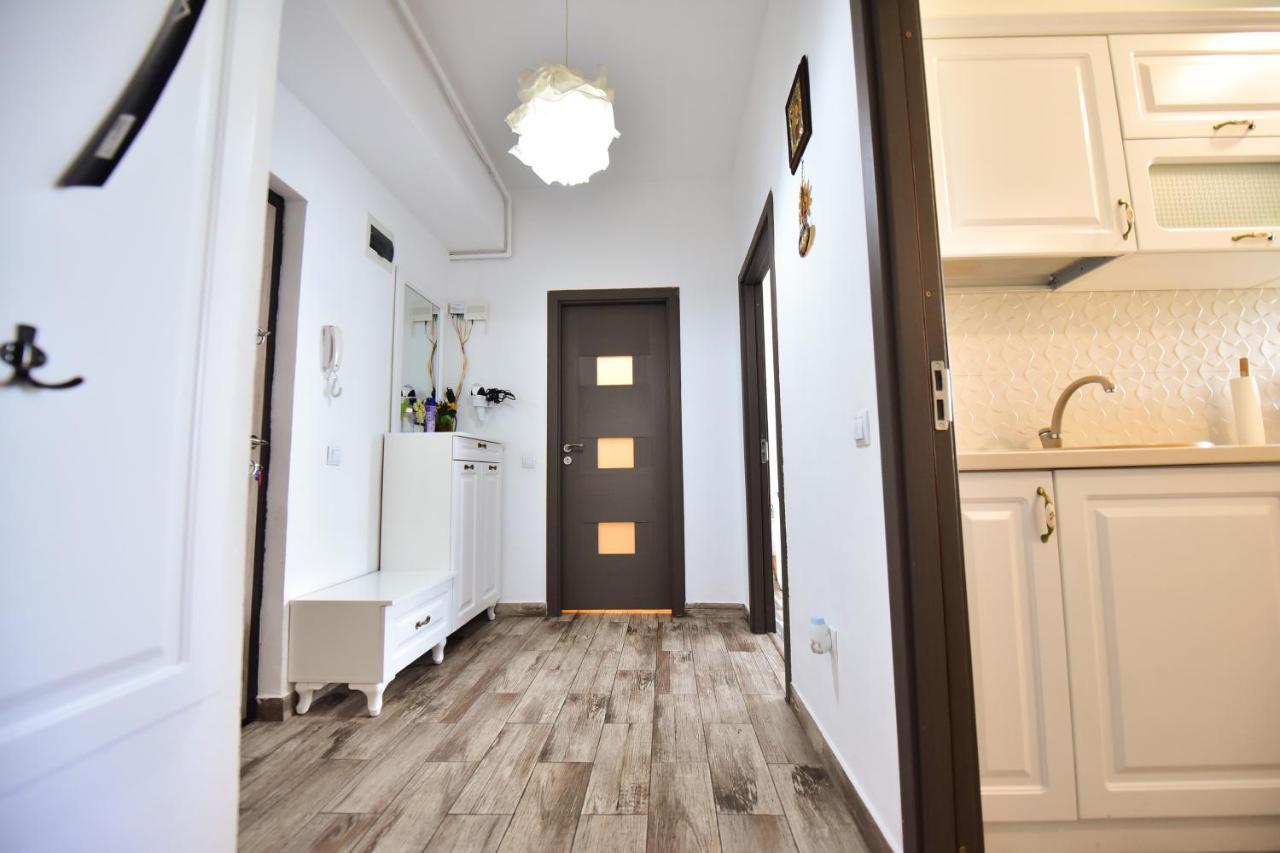 Flh - Mountain View Apartment Sibiu Esterno foto